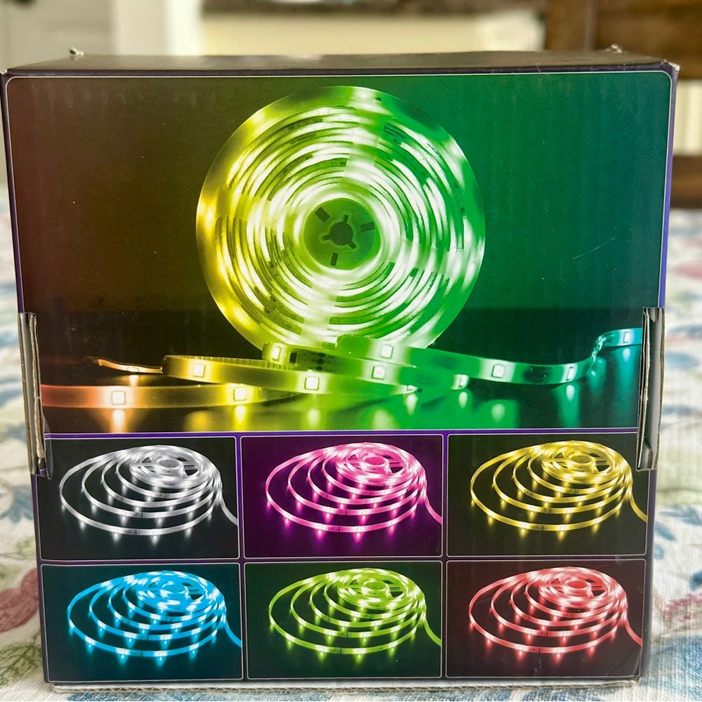 Smart LED Strip Light - Multicolor - Picture 2 of 5